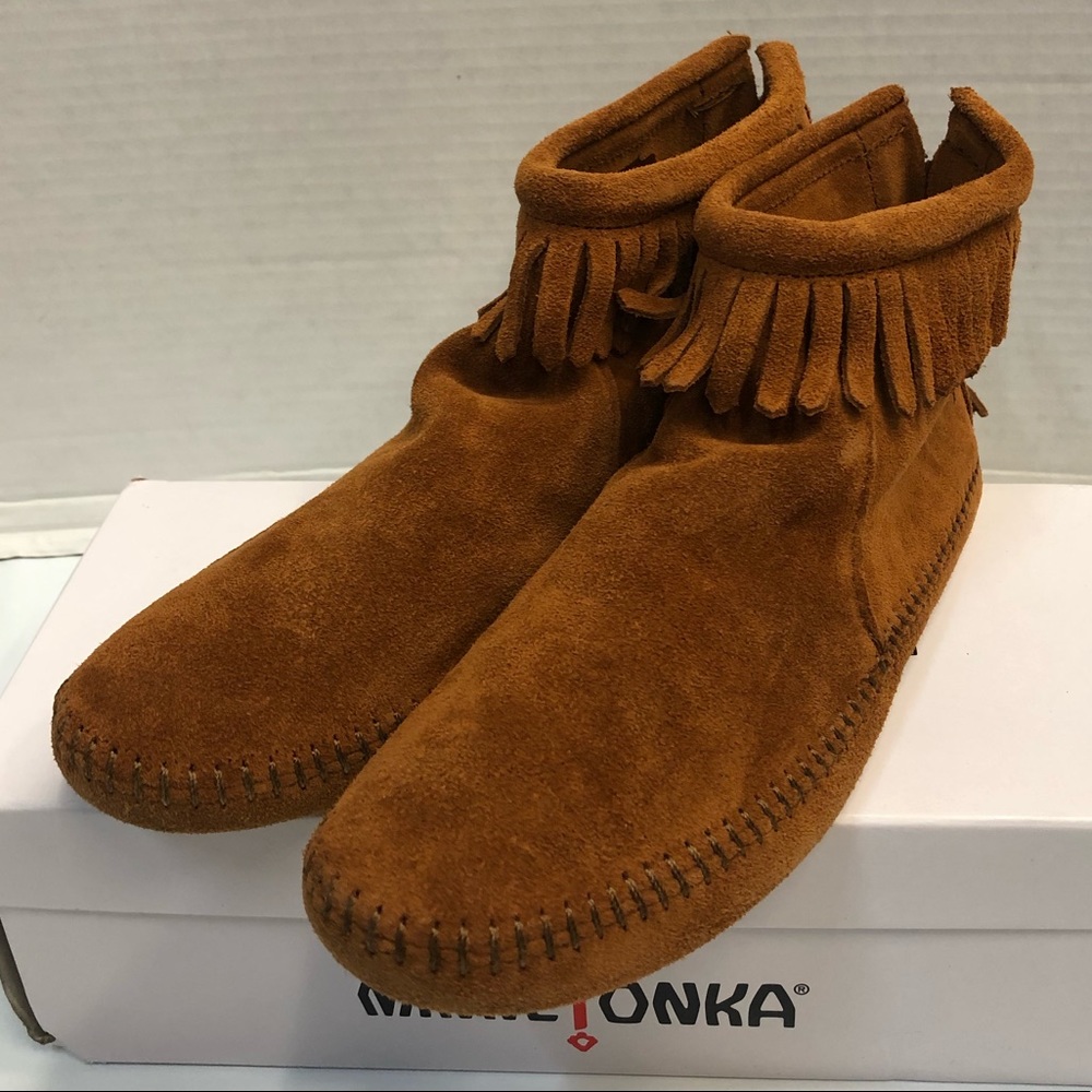 Women’s MINNETONKA Back Zip Boot Brown Suede